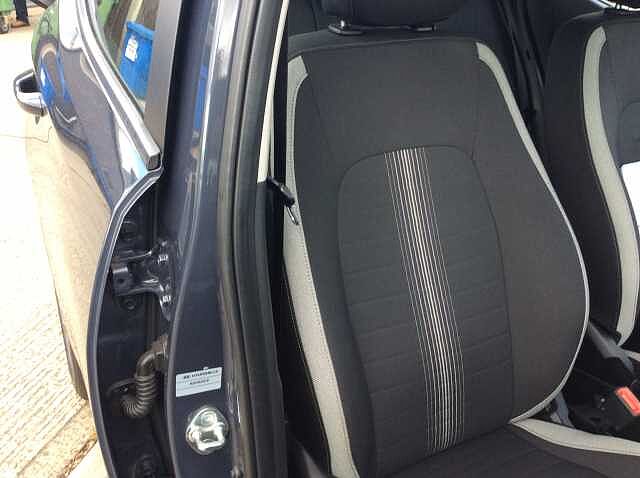 Hyundai i10 1.0 Advance 5dr