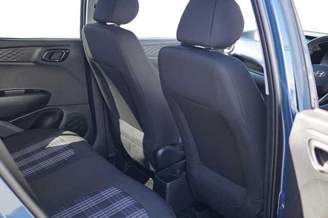 Hyundai I10 1.2 [79] Premium 5dr Auto [Nav] ViBRANT BLUE