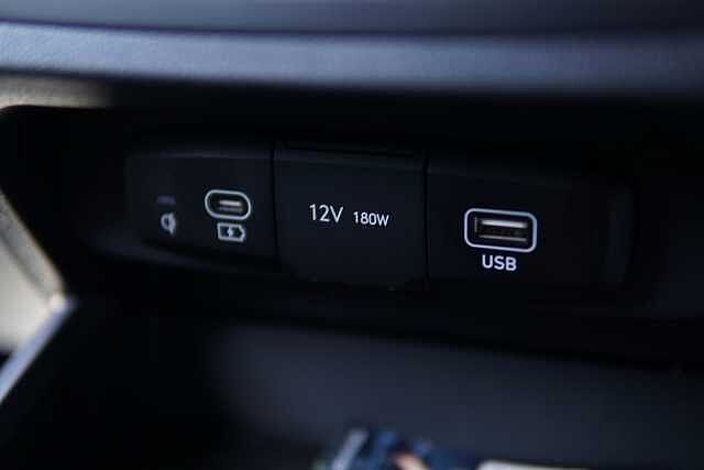 Hyundai I10 1.2 [79] Premium 5dr Auto [Nav] ViBRANT BLUE