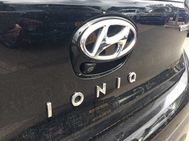 Hyundai IONIQ 100kW Premium 38kWh 5dr Auto