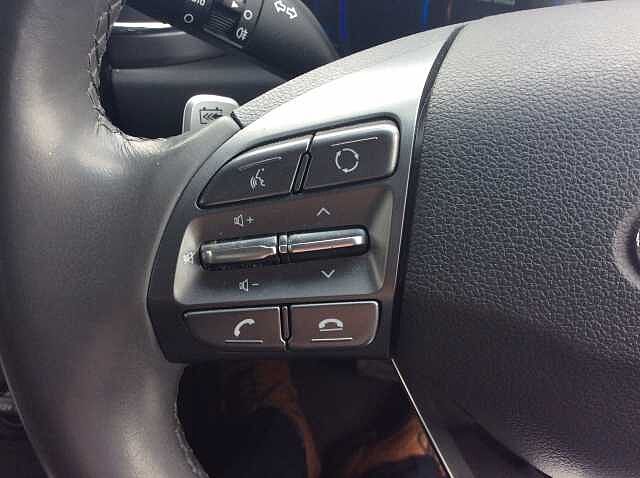 Hyundai IONIQ 100kW Premium 38kWh 5dr Auto