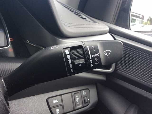 Hyundai IONIQ 100kW Premium 38kWh 5dr Auto
