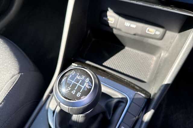 Hyundai TUCSON Hybrid 1.6 T-GDi(150ps)SE Connect 48 Volt