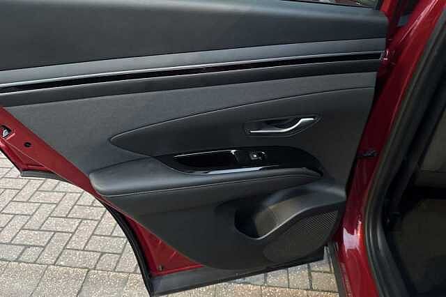 Hyundai TUCSON Hybrid 1.6 T-GDi(150ps)SE Connect 48 Volt