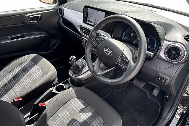 Hyundai i10 1.0 [63] Premium 5dr Auto [Nav]