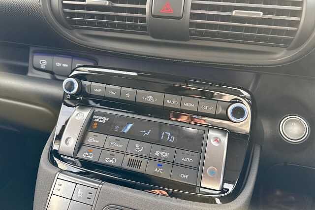 Hyundai INSTER 85kW 02 49kWh 5dr Auto Abyss Black