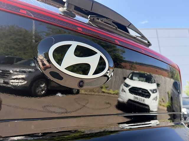 Hyundai BAYON 1.0 TGDi [90] Tech Line 5dr Abyss Black
