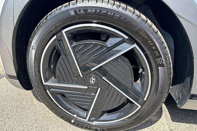 Hyundai IONIQ 5 239kW Ultimate 84 kWh 5dr AWD Auto