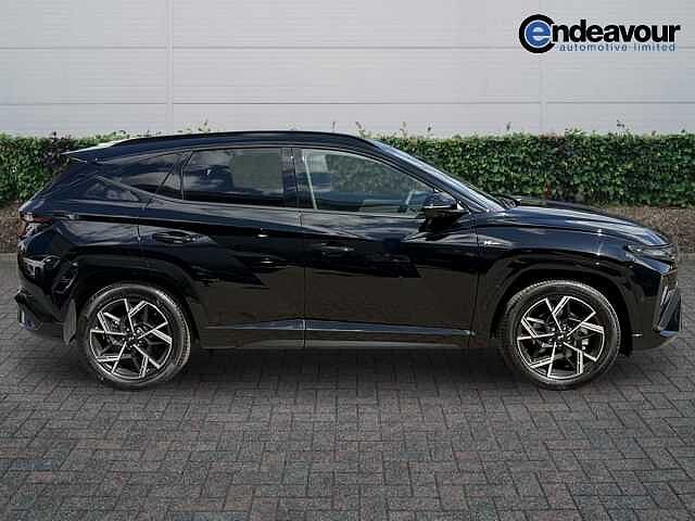 Hyundai TUCSON 1.6T 48V MHD N Line S 5dr DCT Abyss Black