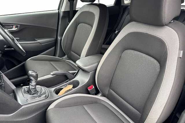 Hyundai KONA 1.0T GDi Blue Drive Premium 5dr Phantom Black