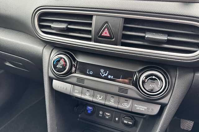 Hyundai KONA 1.0T GDi Blue Drive Premium 5dr Phantom Black