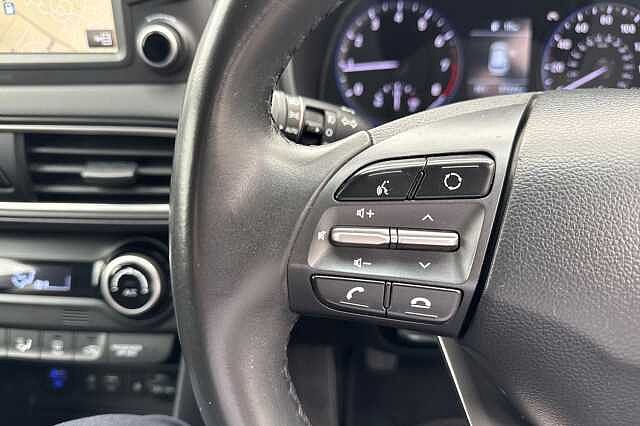 Hyundai KONA 1.0T GDi Blue Drive Premium 5dr Phantom Black