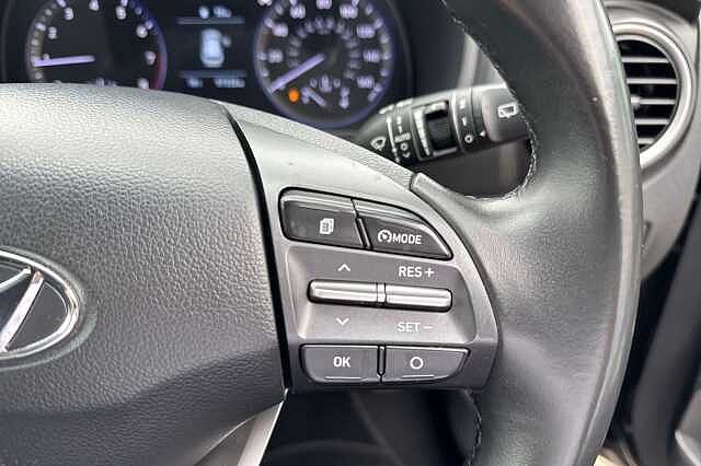 Hyundai KONA 1.0T GDi Blue Drive Premium 5dr Phantom Black