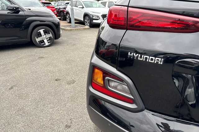 Hyundai KONA 1.0T GDi Blue Drive Premium 5dr Phantom Black
