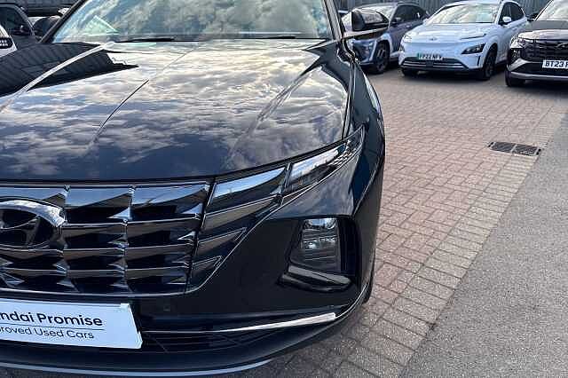 Hyundai TUCSON 1.6 TGDi Hybrid 230 Ultimate 5dr 2WD Auto Phantom Black