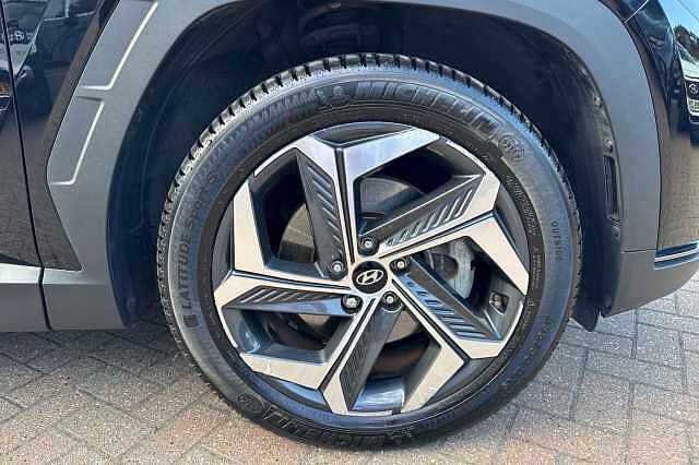 Hyundai TUCSON 1.6 TGDi Hybrid 230 Ultimate 5dr 2WD Auto Phantom Black