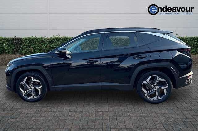 Hyundai TUCSON 1.6 TGDi Hybrid 230 Ultimate 5dr 2WD Auto Phantom Black