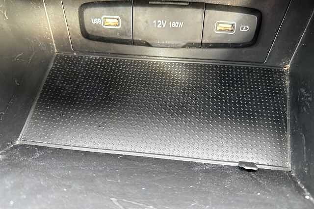 Hyundai TUCSON 1.6 TGDi Hybrid 230 SE Connect 5dr 2WD Auto Silky Bronze