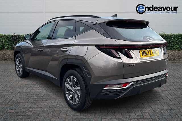 Hyundai TUCSON 1.6 TGDi Hybrid 230 SE Connect 5dr 2WD Auto Silky Bronze