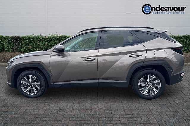 Hyundai TUCSON 1.6 TGDi Hybrid 230 SE Connect 5dr 2WD Auto Silky Bronze