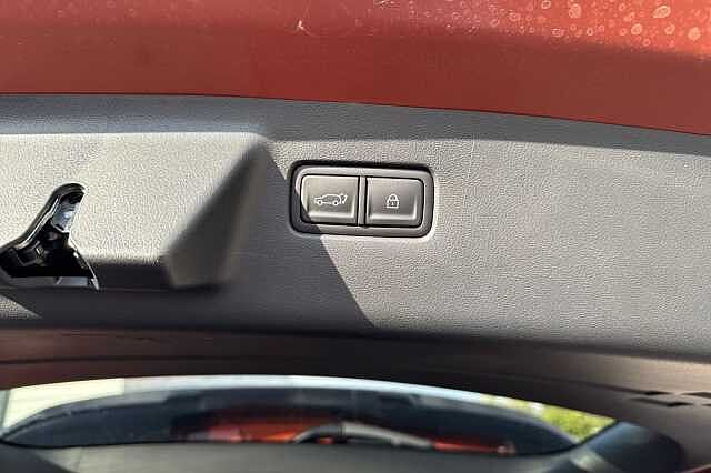 Hyundai SANTA FE 1.6 TGDi 239 Hybrid Ultimate 5dr Auto TERRACOTA ORANGE