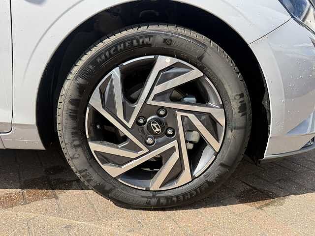Hyundai i20 1.0T GDi 90 Element 5dr