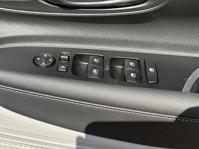 Hyundai i20 1.0T GDi 90 Tech Line 5dr DCT
