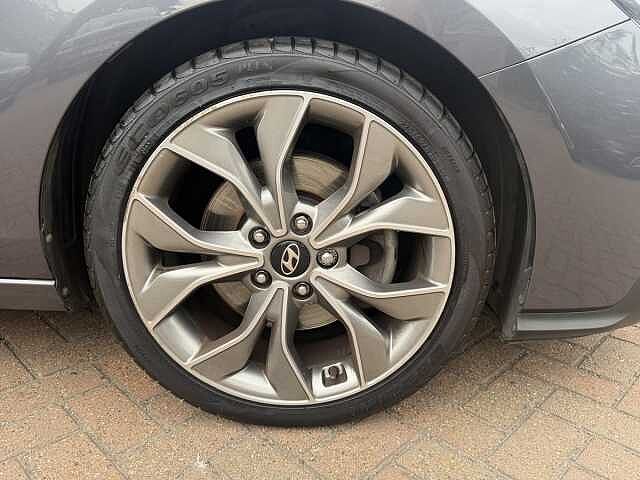 Hyundai i30 1.4T GDI N Line+ [Nav] 5dr
