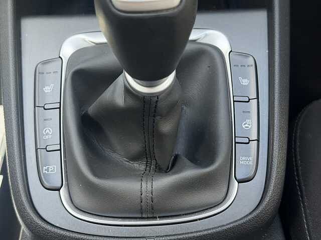 Hyundai KONA 1.0 TGDi 48V MHEV Premium 5dr
