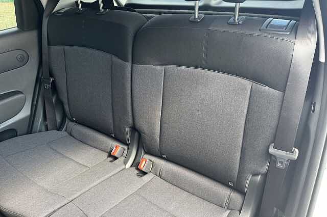 Hyundai Inster Long Range 49kwh 02 Suv 5dr Electric Auto (115 Ps)