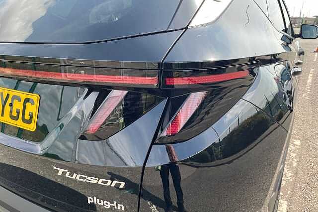 Hyundai Tucson 1.6 T Gdi 13.8kwh Ultimate Suv 5dr Petrol Plug In Hybrid Auto Euro 6 (s/s) (253