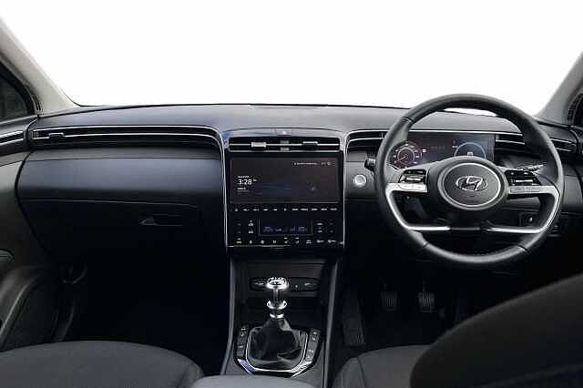 Hyundai TUCSON 1.6 T Gdi Premium Suv 5dr Petrol Manual Euro 6 (s/s) (150 Ps) Shimmering Silver