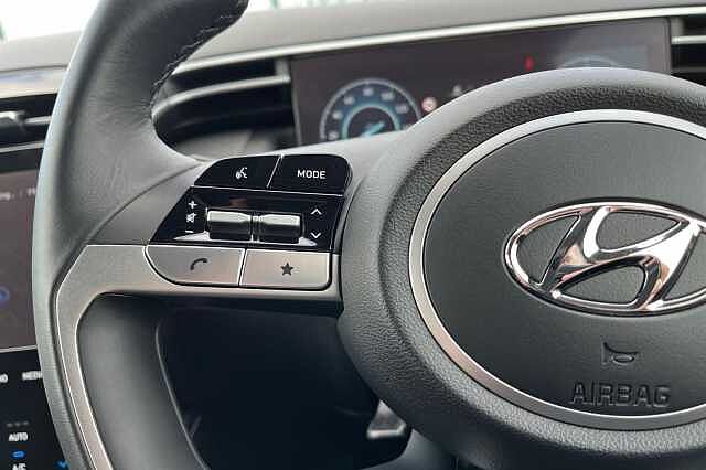 Hyundai TUCSON 1.6 T Gdi Premium Suv 5dr Petrol Manual Euro 6 (s/s) (150 Ps) Shimmering Silver