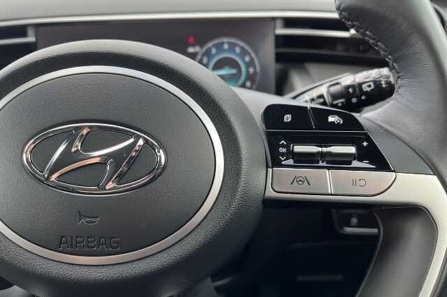 Hyundai TUCSON 1.6 T Gdi Premium Suv 5dr Petrol Manual Euro 6 (s/s) (150 Ps) Shimmering Silver