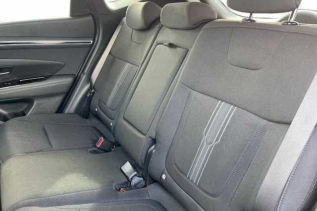 Hyundai TUCSON 1.6 T Gdi Premium Suv 5dr Petrol Manual Euro 6 (s/s) (150 Ps) Shimmering Silver