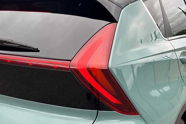 Hyundai BAYON 1.0 T Gdi Mhev Ultimate Suv 5dr Petrol Hybrid Manual Euro 6 (s/s) (120 Ps) Mangrove Green