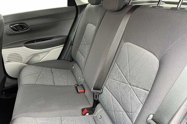 Hyundai BAYON 1.0 T Gdi Mhev Ultimate Suv 5dr Petrol Hybrid Manual Euro 6 (s/s) (120 Ps) Mangrove Green