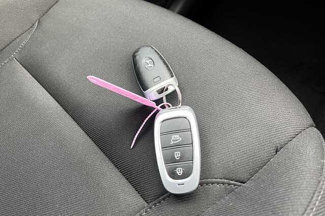 Hyundai TUCSON 1.6 T Gdi Premium Suv 5dr Petrol Manual Euro 6 (s/s) (150 Ps) Grey
