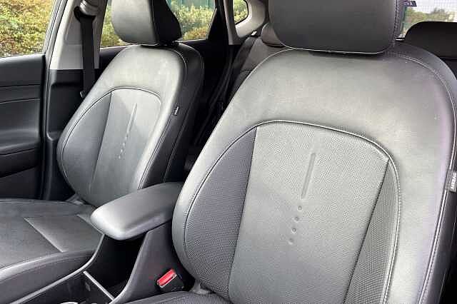 Hyundai Kona 1.6 H Gdi Ultimate Suv 5dr Petrol Hybrid Dct Euro 6 (s/s) (141 Ps)