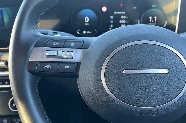 Hyundai TUCSON 1.6 T Gdi Advance Suv 5dr Petrol Hybrid Auto Euro 6 (s/s) (215 Ps) Atlas White