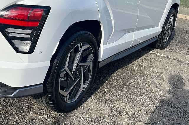 Hyundai KONA 1.6 H Gdi N Line S Suv 5dr Petrol Hybrid Dct Euro 6 (s/s) (141 Ps) Atlas White