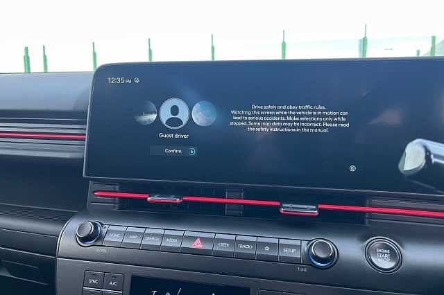 Hyundai KONA 1.6 H Gdi N Line S Suv 5dr Petrol Hybrid Dct Euro 6 (s/s) (141 Ps) Atlas White