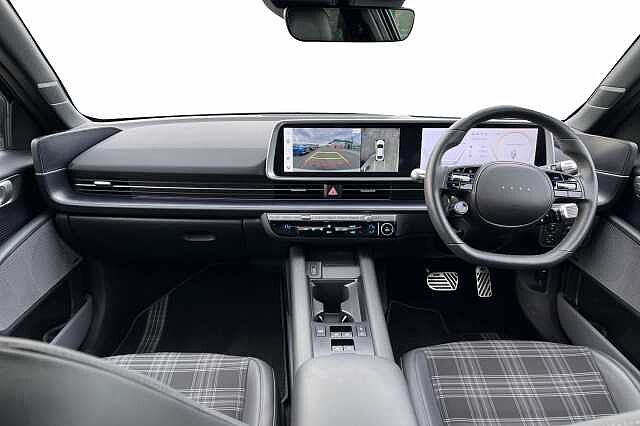 Hyundai Ioniq 6 77.4kwh First Edition Saloon 4dr Electric Auto Awd (325 Ps)