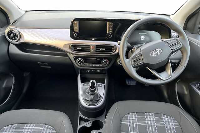 Hyundai I10 1.2 Premium Hatchback 5dr Petrol Auto Euro 6 (s/s) (79 Ps) Atlas White