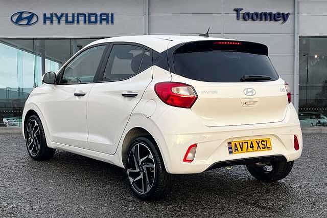 Hyundai I10 1.2 Premium Hatchback 5dr Petrol Auto Euro 6 (s/s) (79 Ps) Atlas White