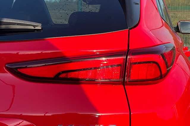 Hyundai KONA 1.6 H Gdi Ultimate Suv 5dr Petrol Hybrid Dct Euro 6 (s/s) (141 Ps) Ignite Flame