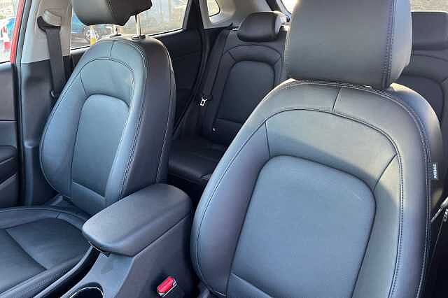 Hyundai KONA 1.6 H Gdi Ultimate Suv 5dr Petrol Hybrid Dct Euro 6 (s/s) (141 Ps) Ignite Flame