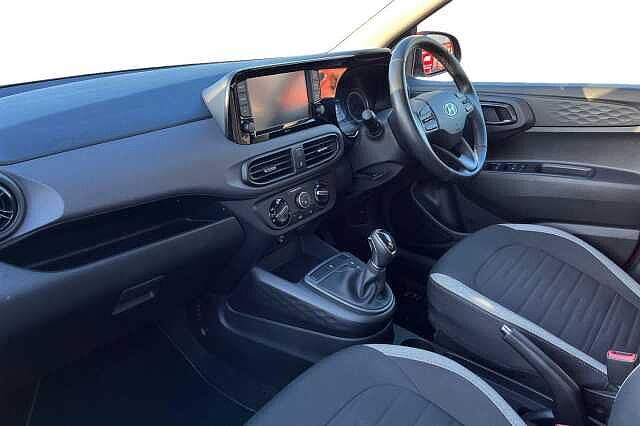 Hyundai I10 1.2 Se Connect Hatchback 5dr Petrol Auto Euro 6 (s/s) (84 Ps) Dragon Red