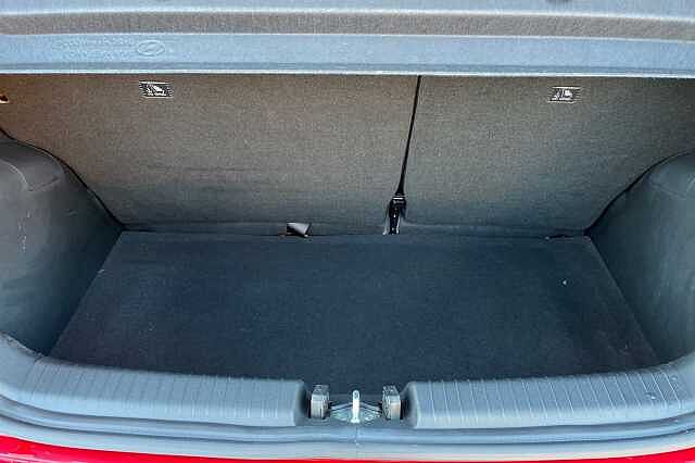 Hyundai I10 1.2 Se Connect Hatchback 5dr Petrol Auto Euro 6 (s/s) (84 Ps) Dragon Red