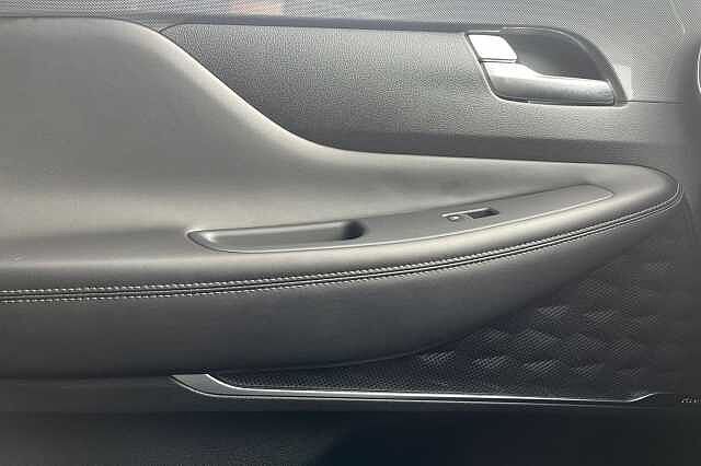 Hyundai Santa Fe 1.6 H T Gdi Premium Suv 5dr Petrol Hybrid Auto Euro 6 (s/s) (230 Ps)
